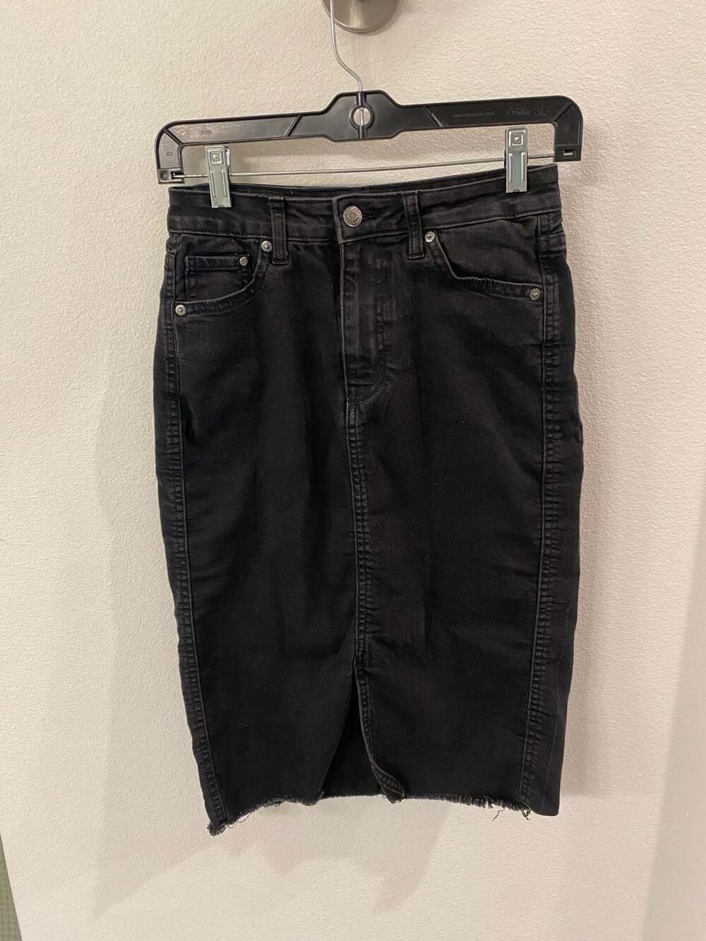H&M &DENIM Black Denim Midi Skirt with Front Slit and Raw Hem
